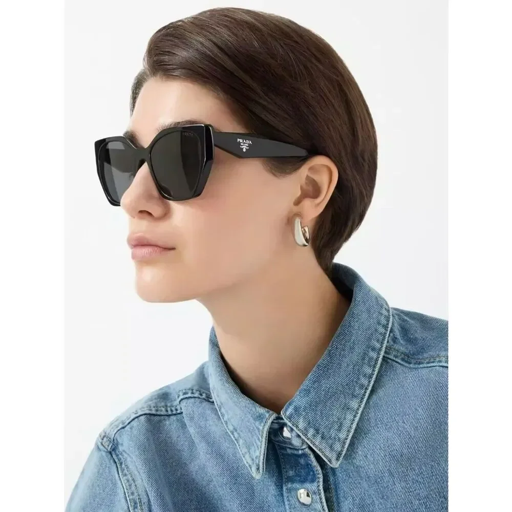 NEW Prada PR19ZS 1AB5S0 Black Dark Grey Women Cat Eye Sunglasses PR 19ZS